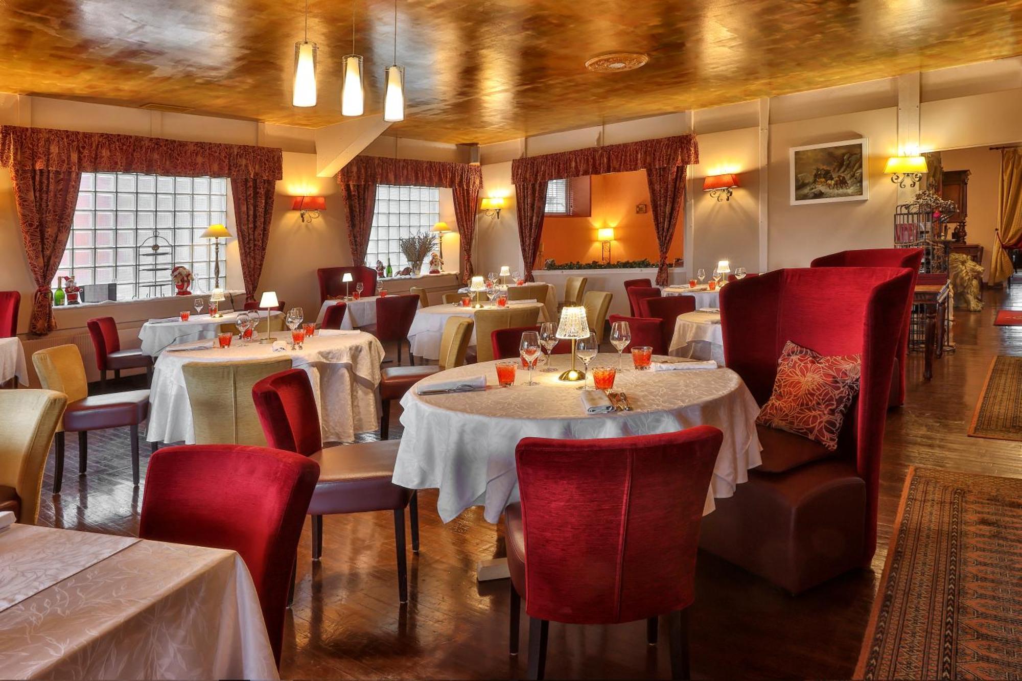 Logis Hotel-Restaurant Les Voyageurs La Coquille Exteriér fotografie